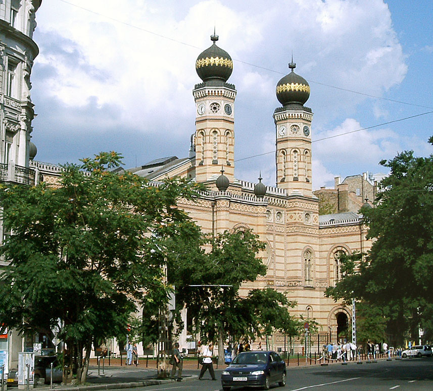 The Dohány Street Synagogue in Budapest